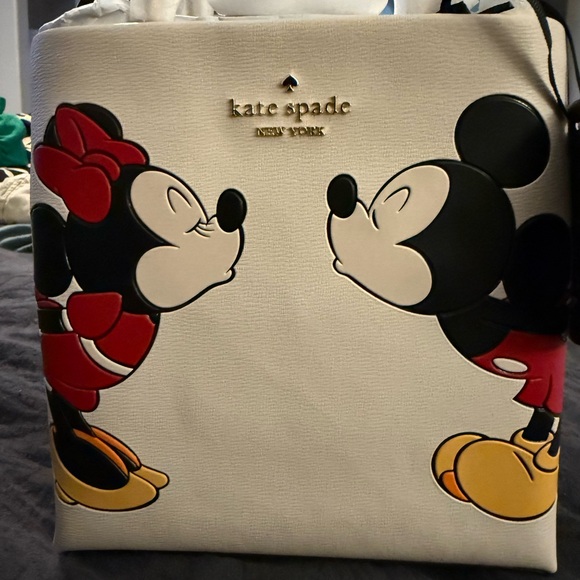 Kate Spade White Mini Bag with Mickey and Minnie Design - Picture 6 of 9
